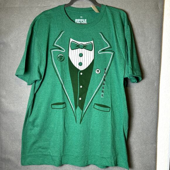 St Patricks Day Bowtie Green Shamrock Party Festival Graphic Tee Shirt XL NWT - Picture 1 of 4